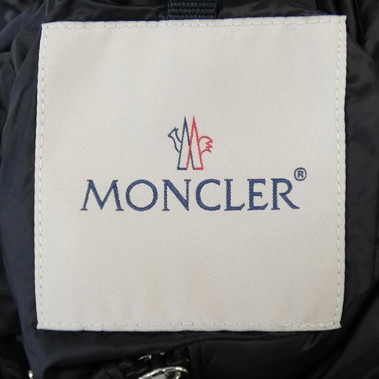 モンクレール MONCLER ダウンジャケット