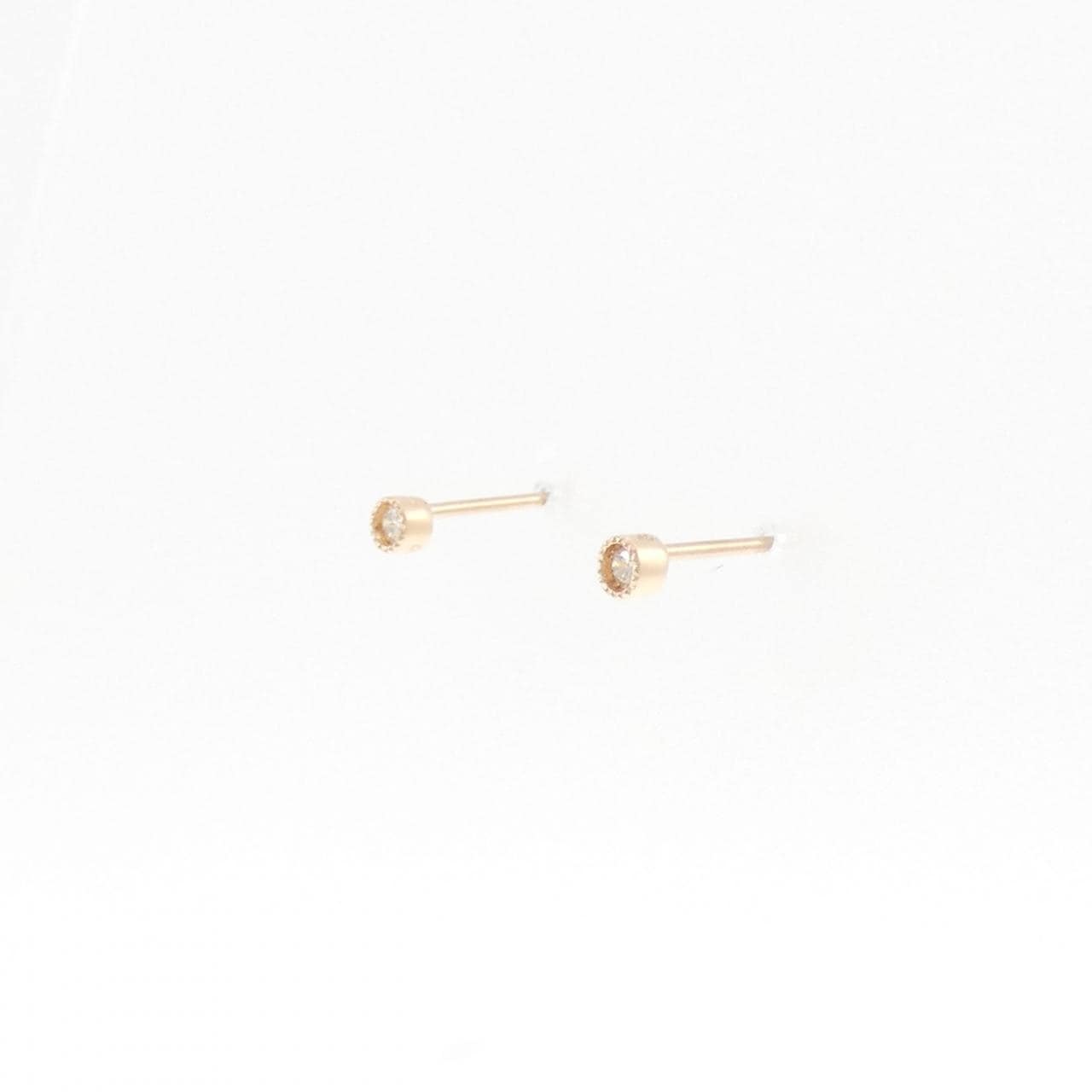 クミキョク ダイヤモンド ピアス 0.04CT