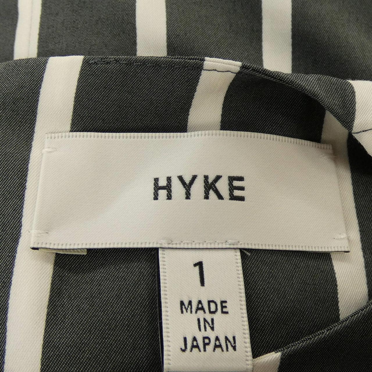 ハイク HYKE トップス