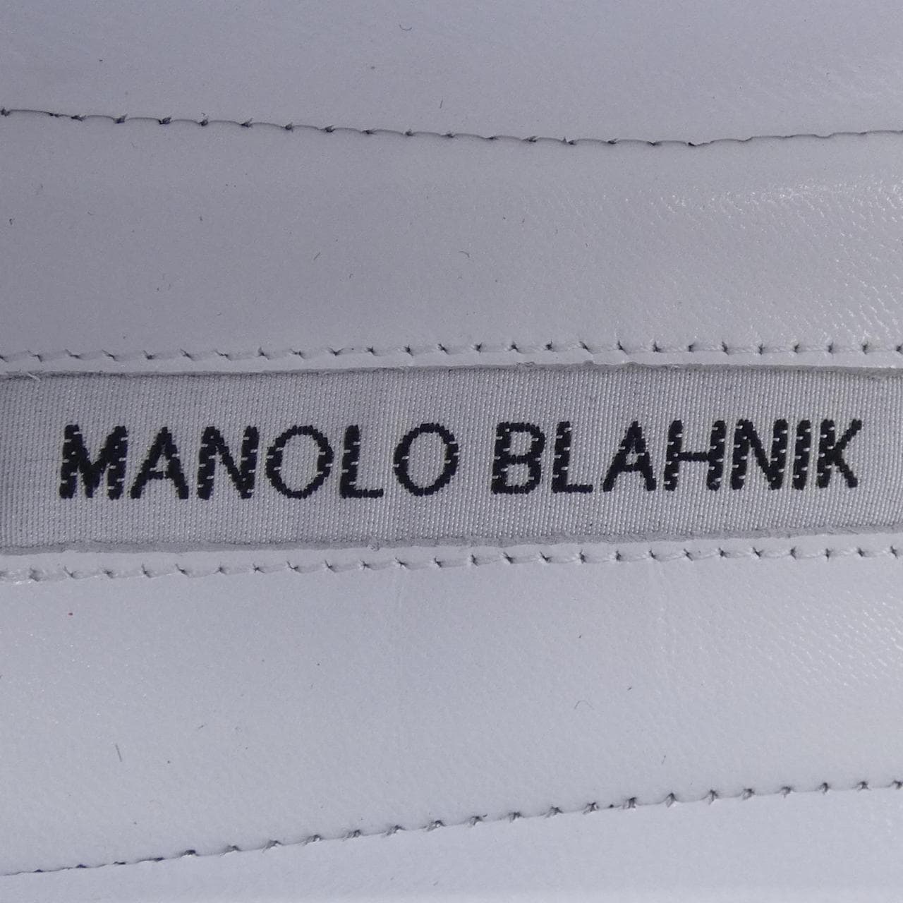 マノロブラニク MANOLO BLAHNIK VERALLI フラットシューズ