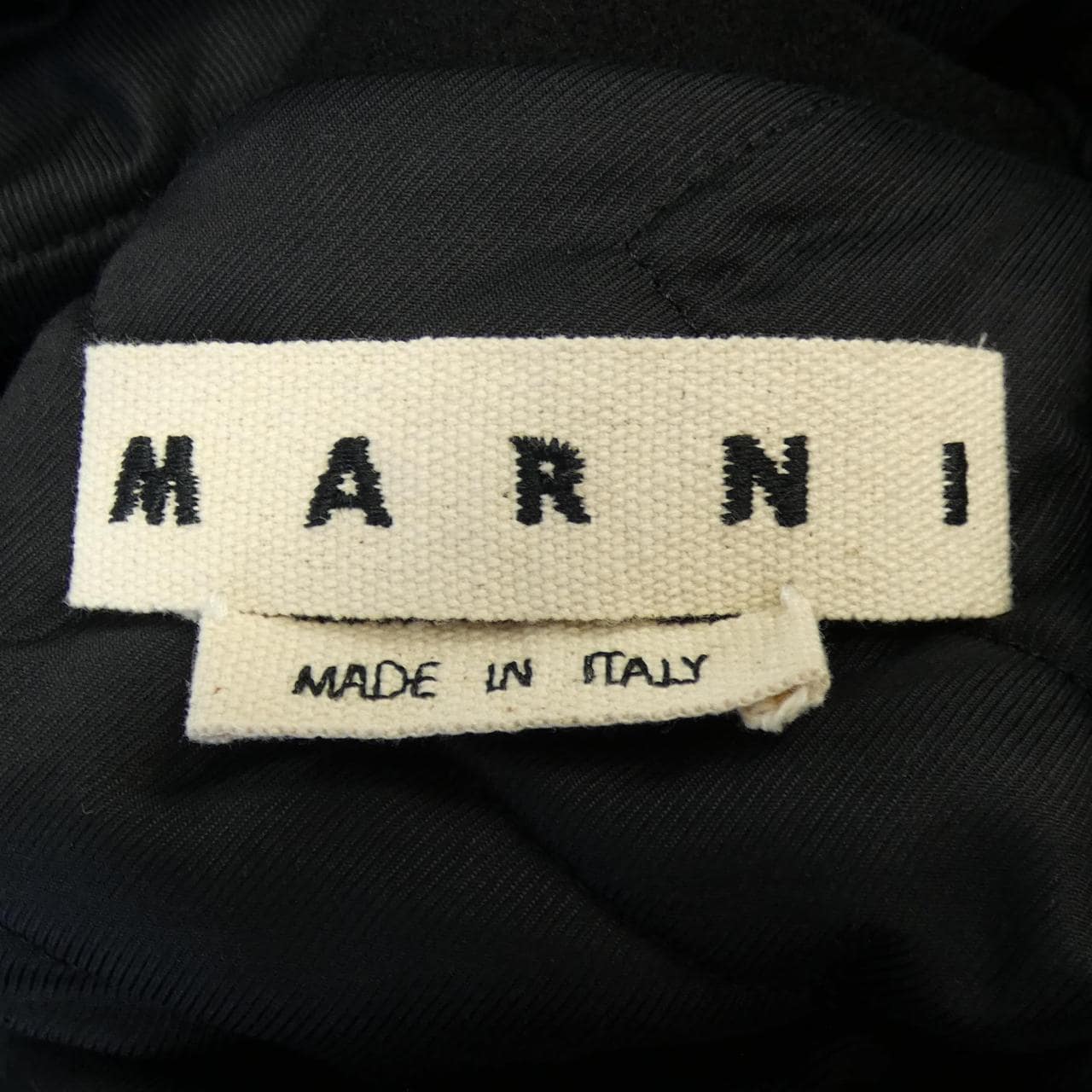 マルニ MARNI JUMU0100 スタジャン