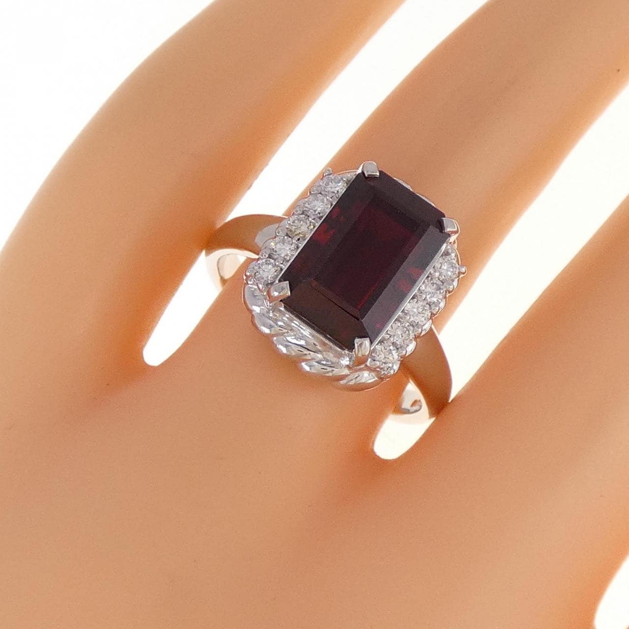 PT ガーネット リング 5.05CT