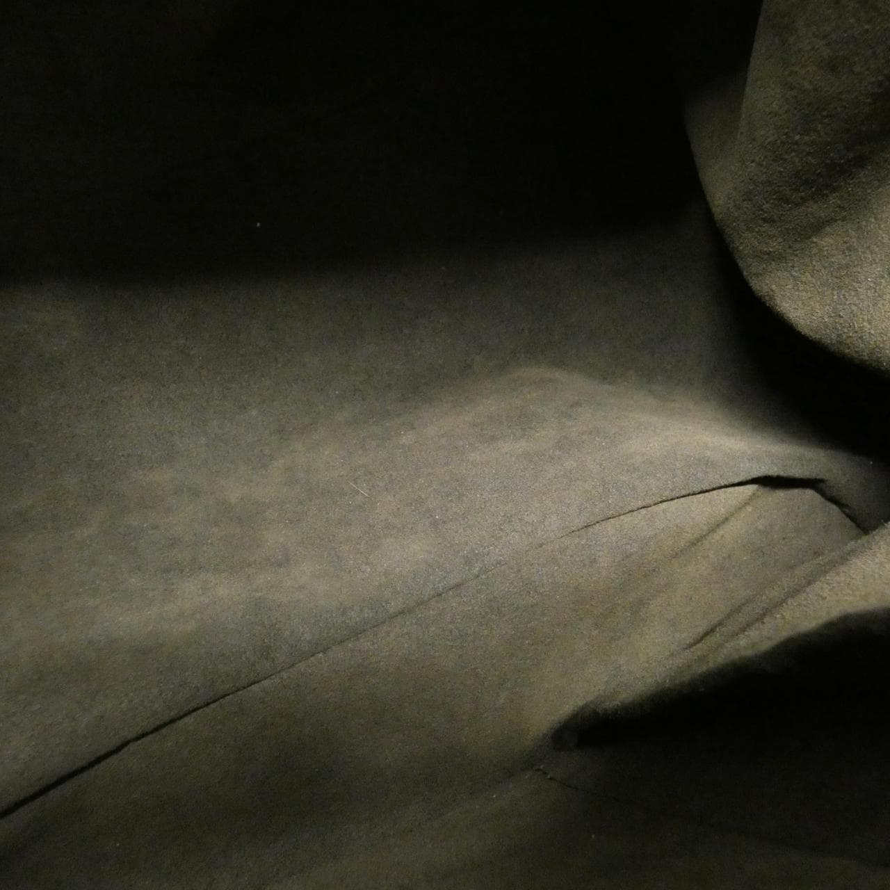 ルイヴィトン マヒナ XS M95660 ショルダーバッグ