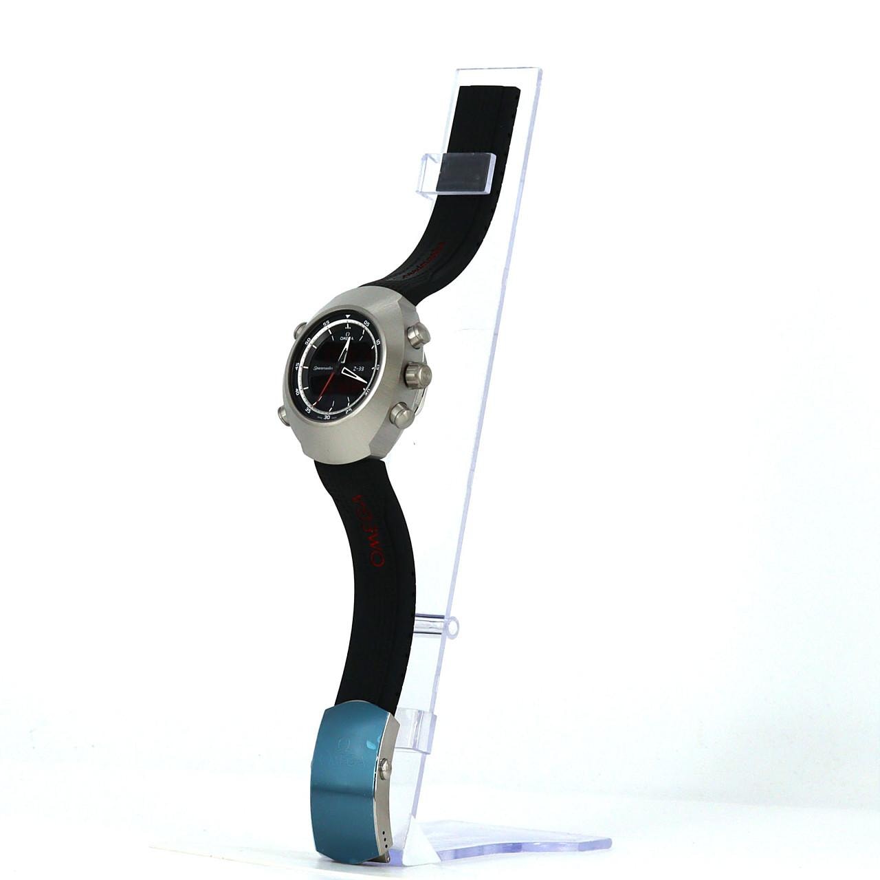 【新品】オメガ スピードマスタースペースマスター Z-33 325.92.43.79.01.001 TI クォーツ