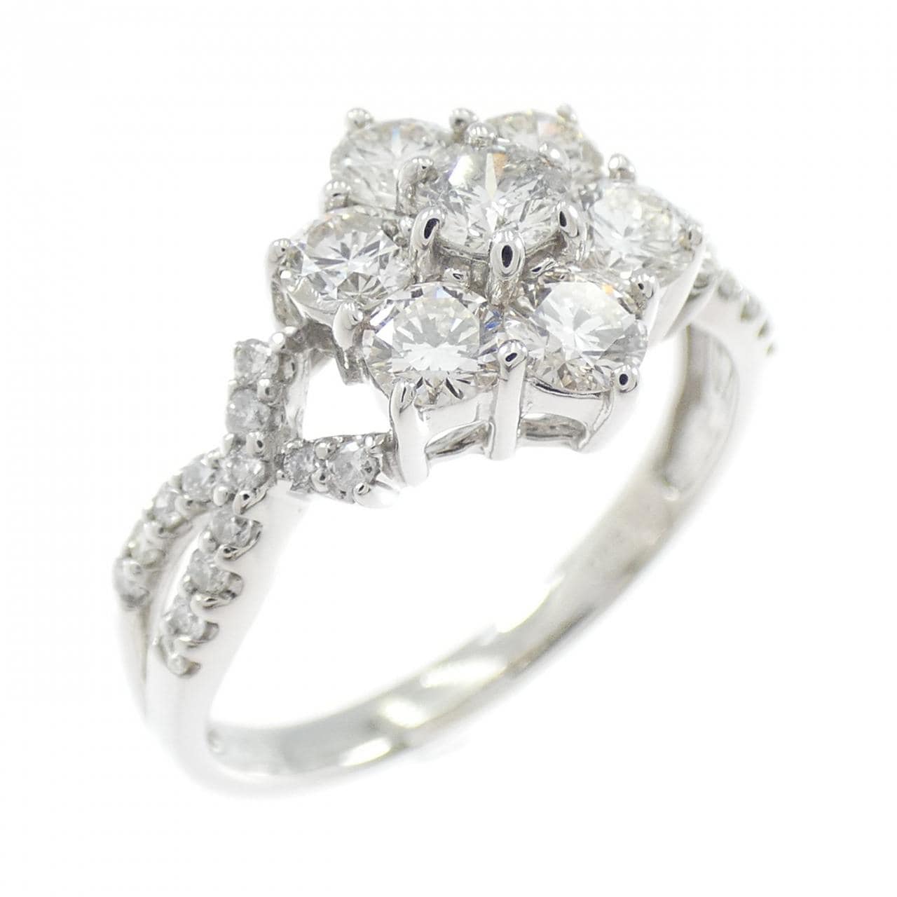 PT900 フラワー ダイヤモンド リング 1.00CT