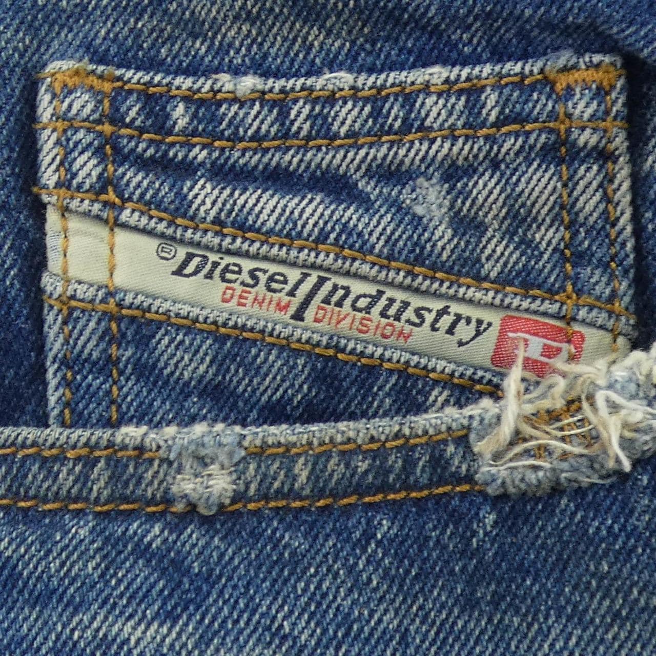 ディーゼル DIESEL ジーンズ