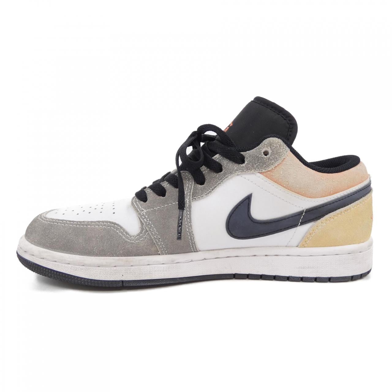 ナイキ NIKE スニーカー