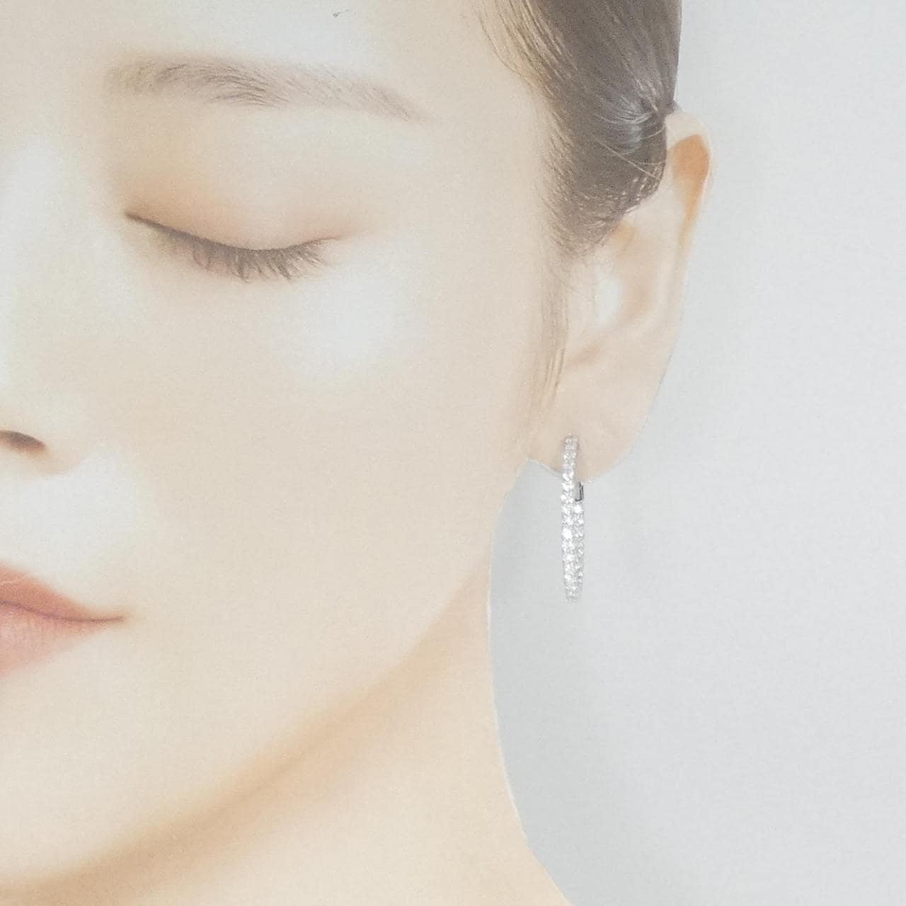 【新品】PT900 フープ ダイヤモンド ピアス 1.605CT