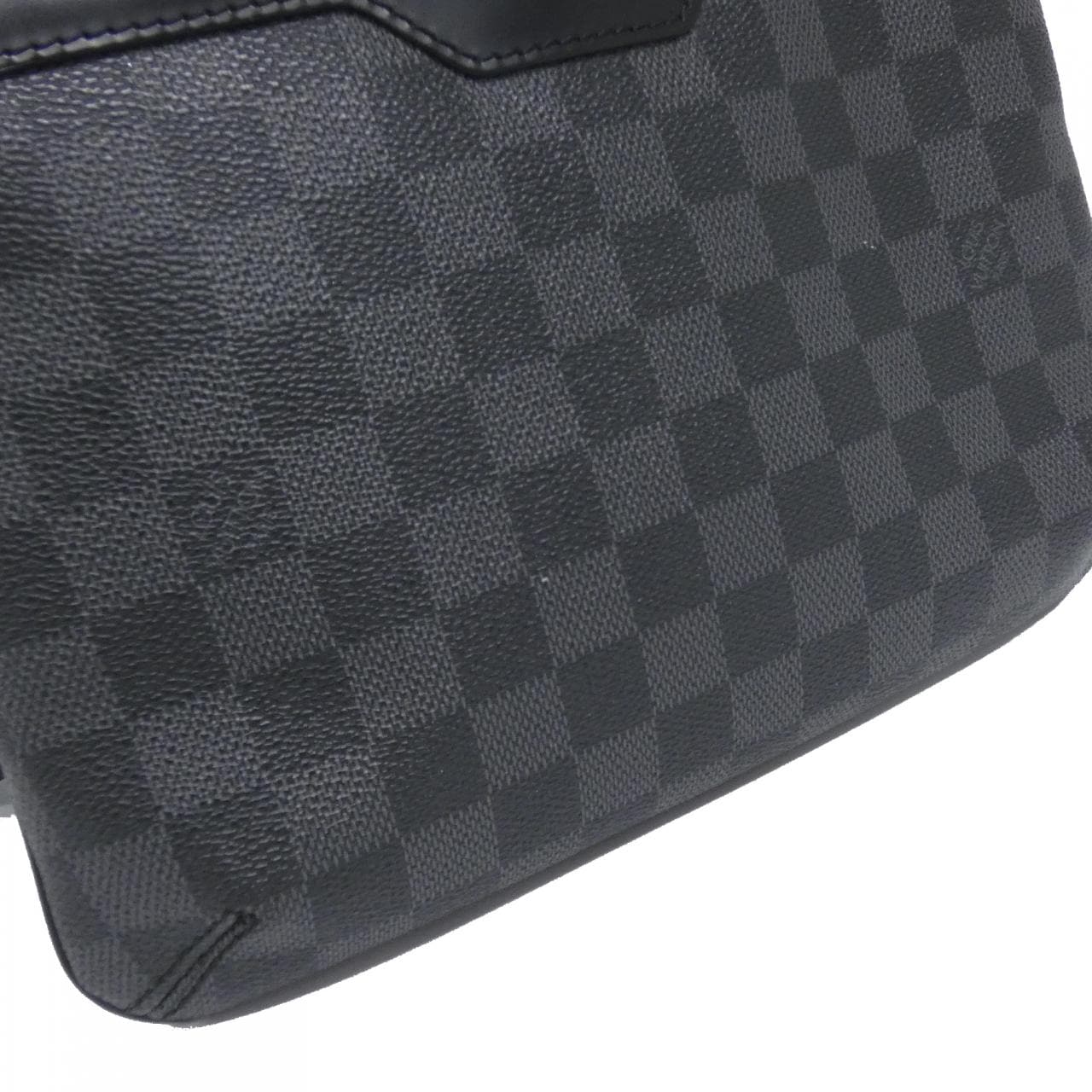 ルイヴィトン ダミエ グラフィット トマス N58028 ショルダーバッグ