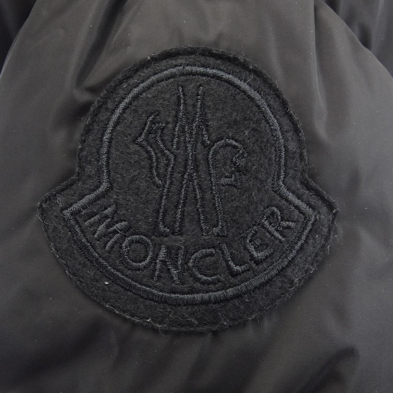 モンクレール MONCLER TIAC ダウンジャケット