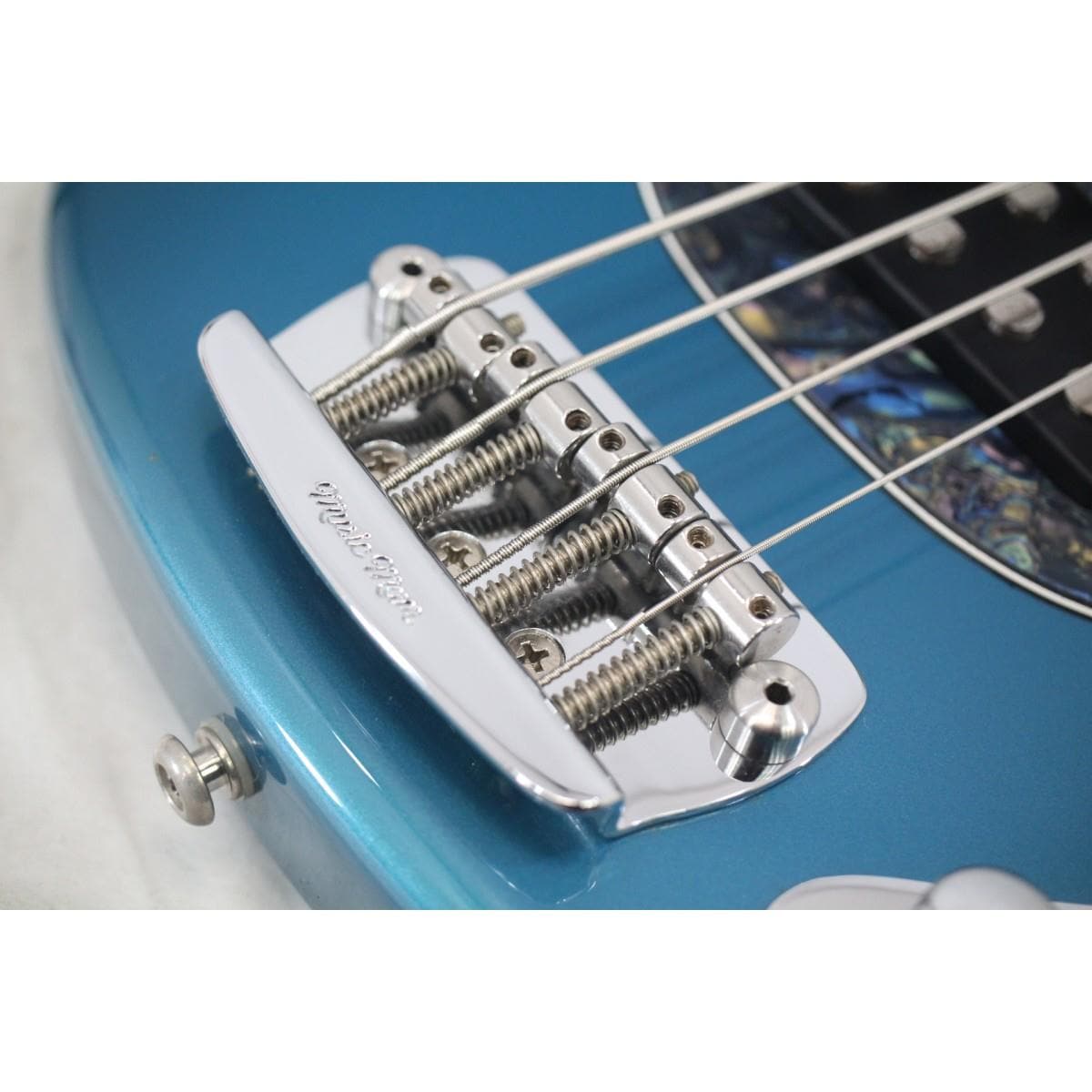 ＭＵＳＩＣＭＡＮ　　ＬＴＤ　ＳＴＩＮＧＲＡＹ　４