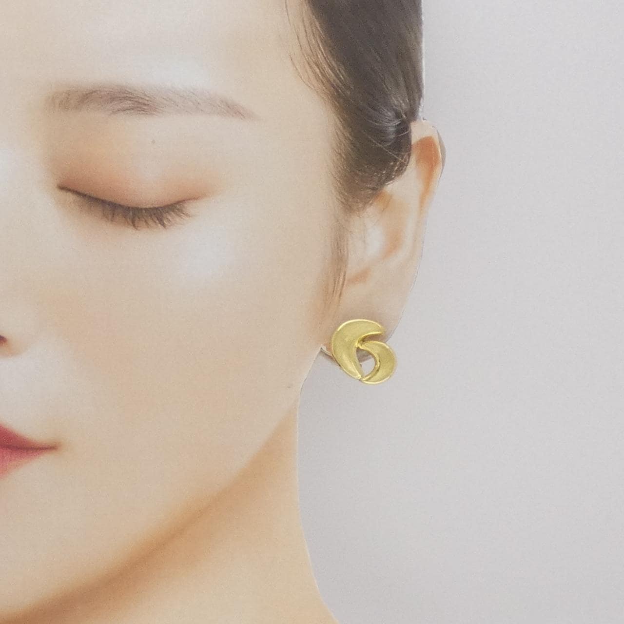 【新品】K18YG イヤリング