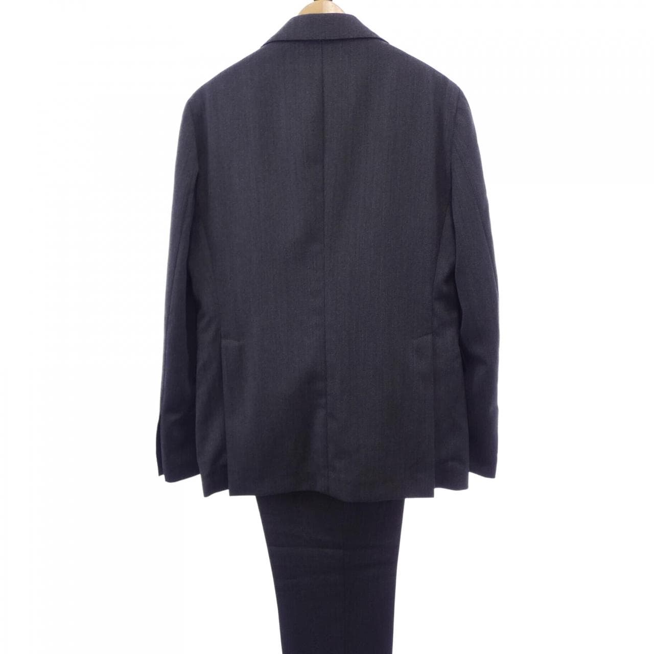 タリアトーレ TAGLIATORE スリーピース