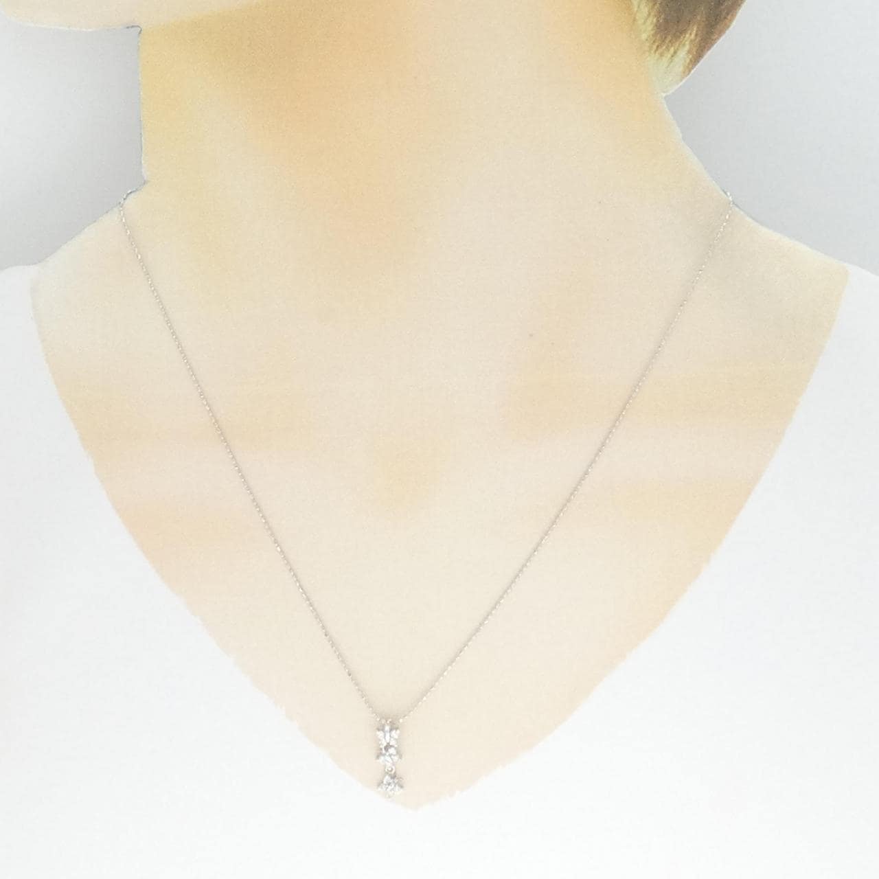 K18WG butterfly Diamond necklace 0.20CT
