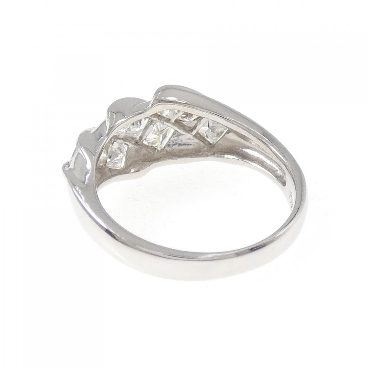PT900 ダイヤモンド リング 1.01CT