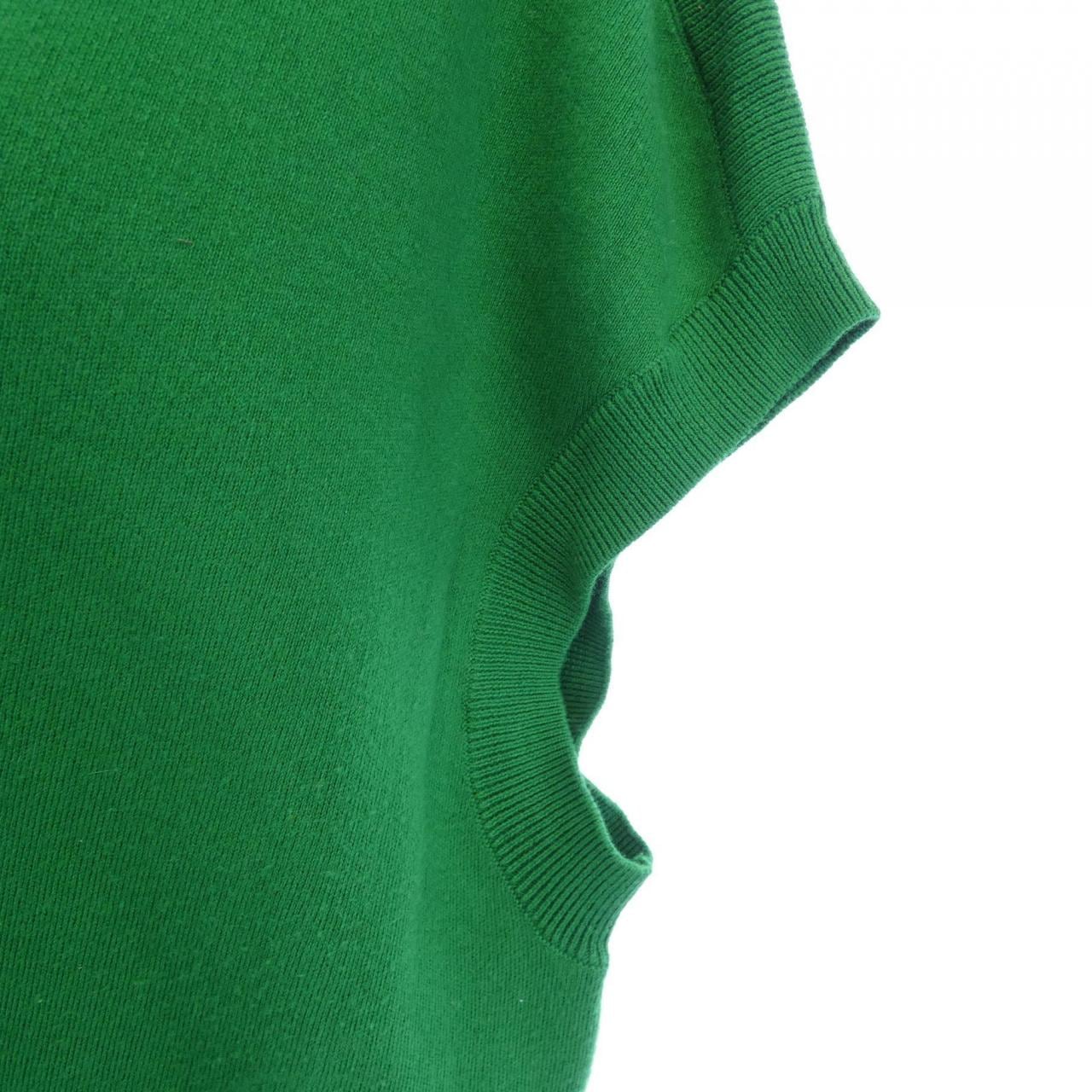 キャバン CABaN ベスト