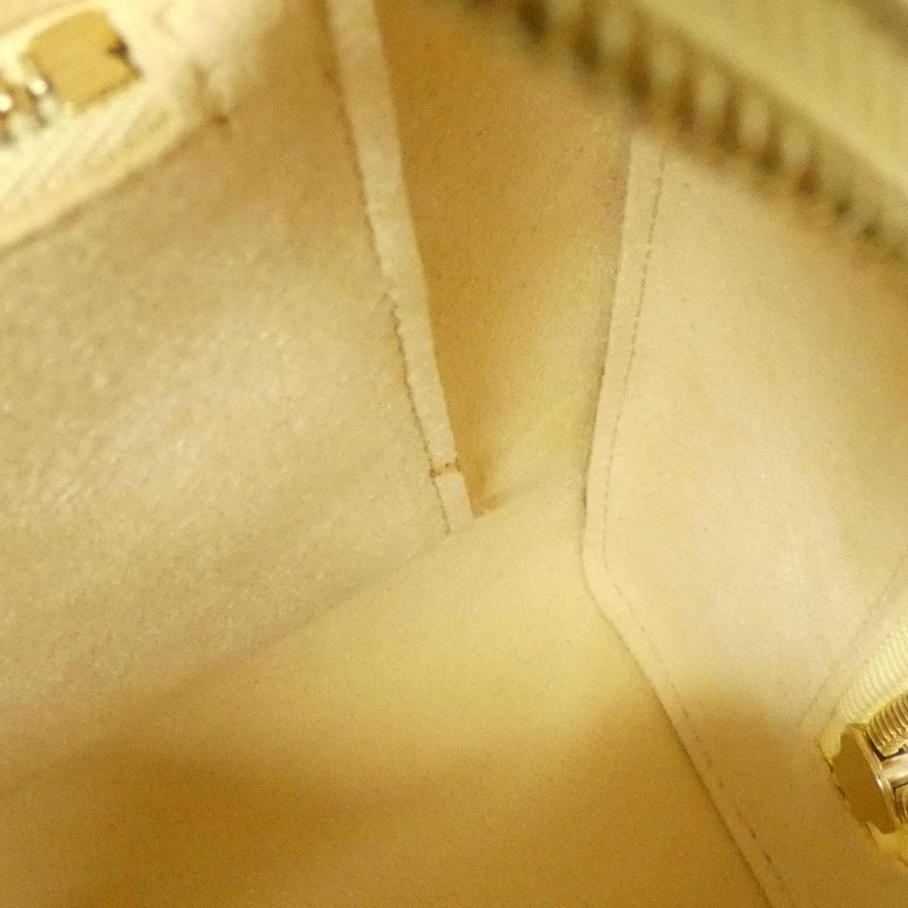 ルイヴィトン エピ ポンヌフ M5205A バッグ