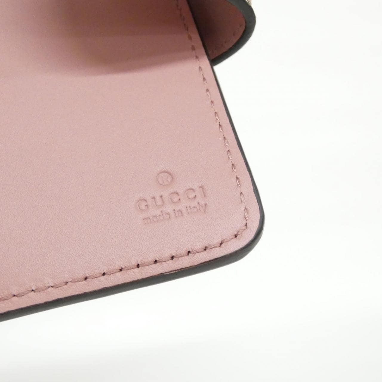 グッチ 739498 EAA8D 財布