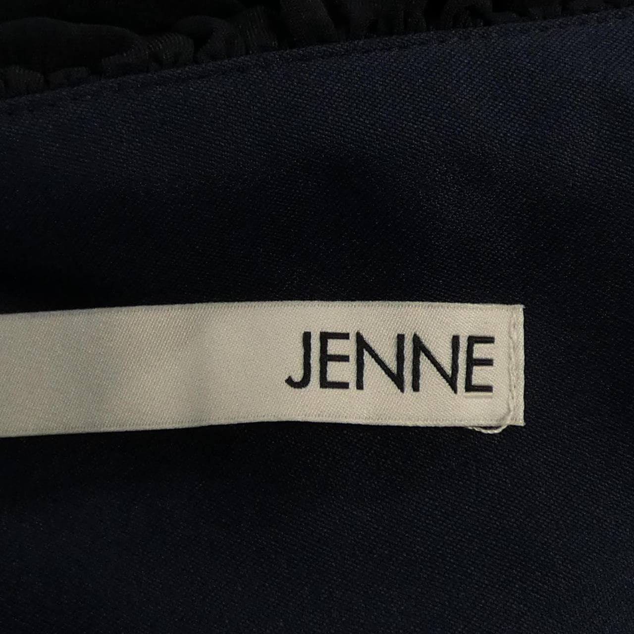 ジェンヌ JENNE ワンピース