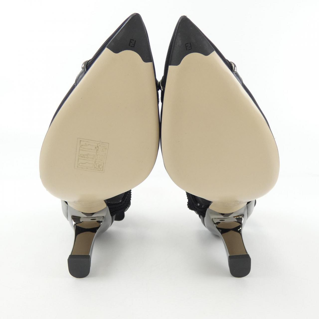 フェンディ FENDI パンプス