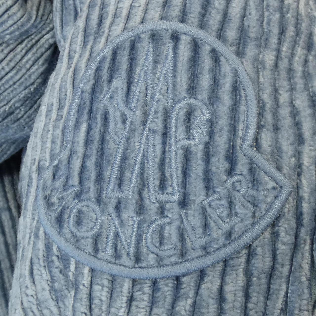 モンクレール MONCLER ダウンジャケット