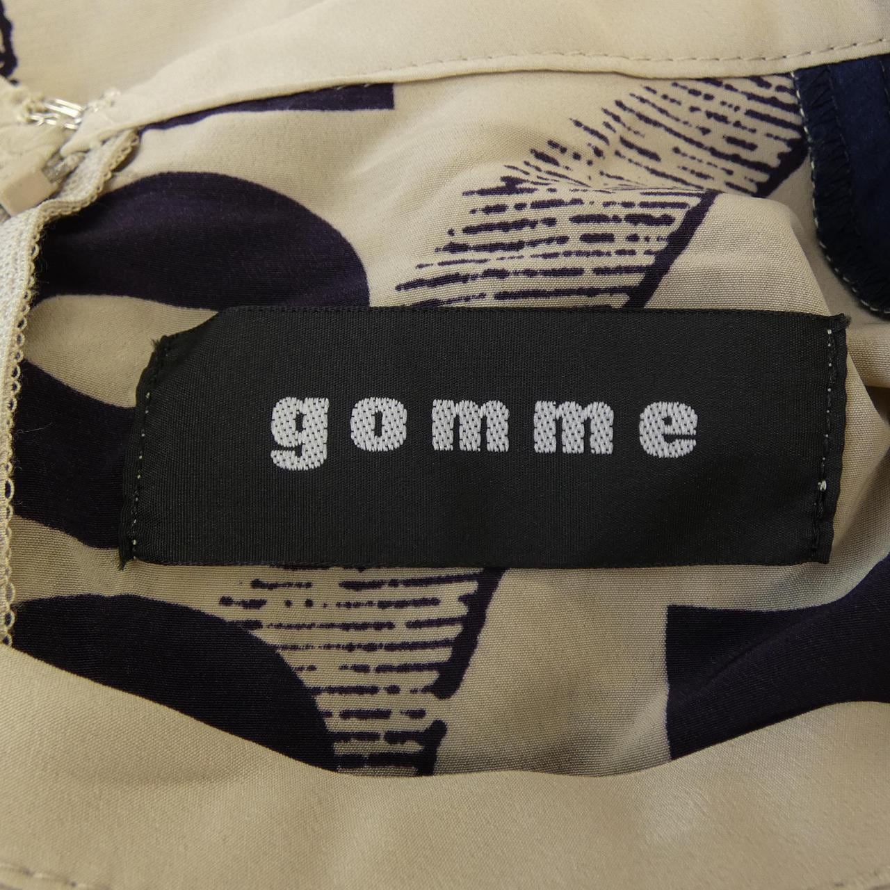 松緊帶gomme上衣