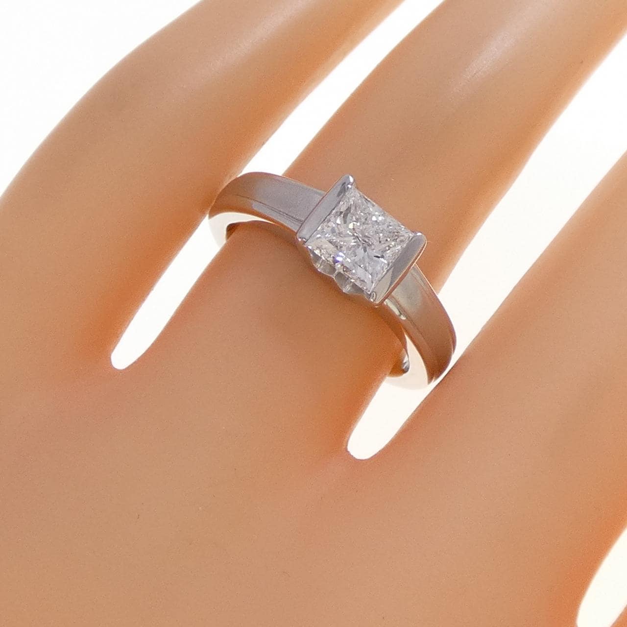 PT900 ダイヤモンド リング 1.014CT F VS2 ファンシーカット