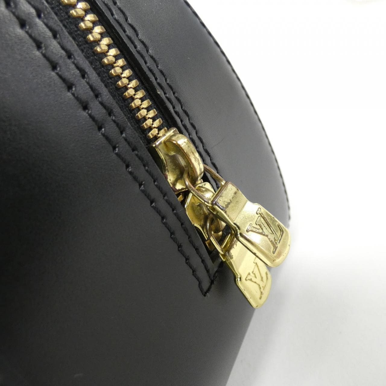 LOUIS VUITTON Epi Jasmine M52082 Bag