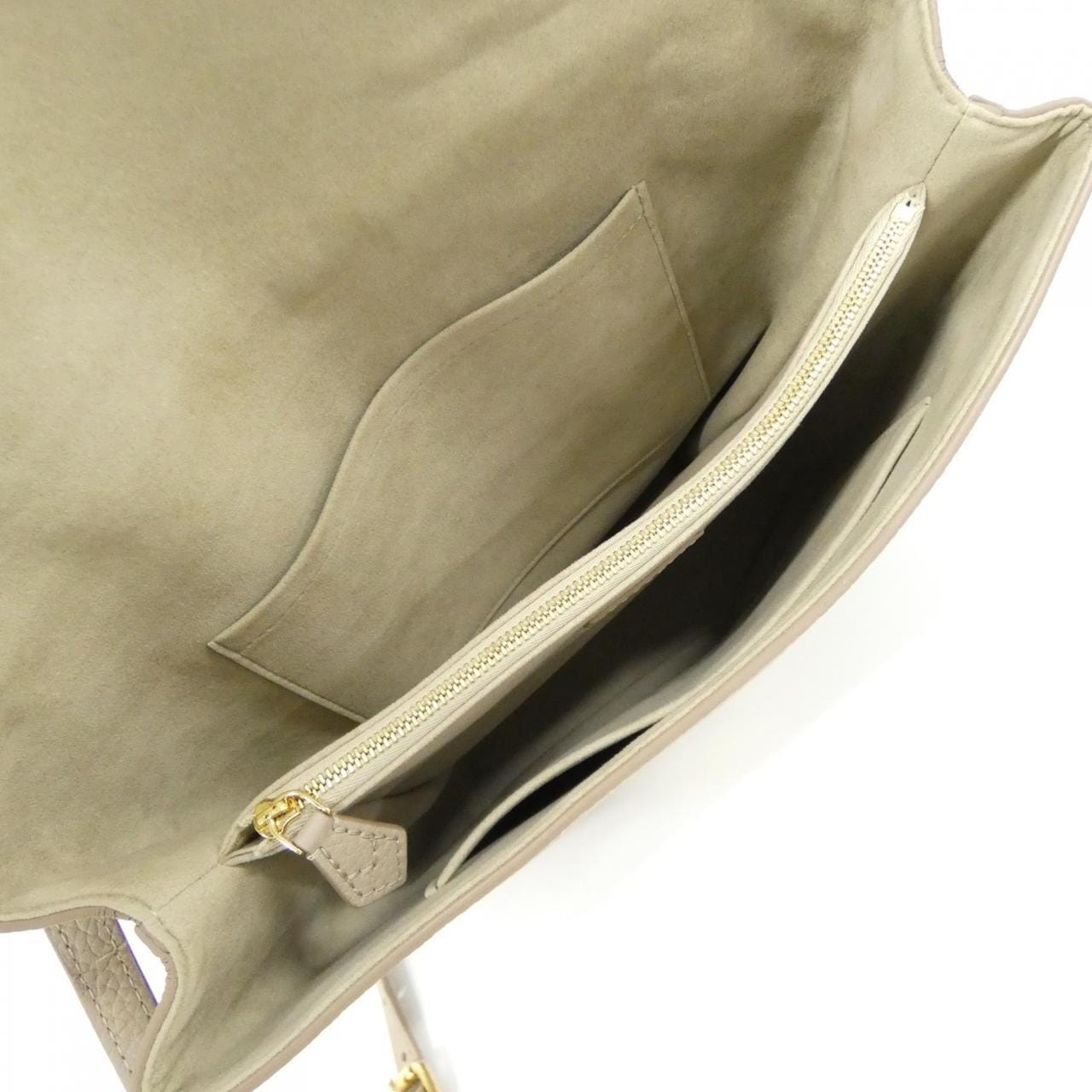 ルイヴィトン トリヨン ヴォルタ M50545 バッグ