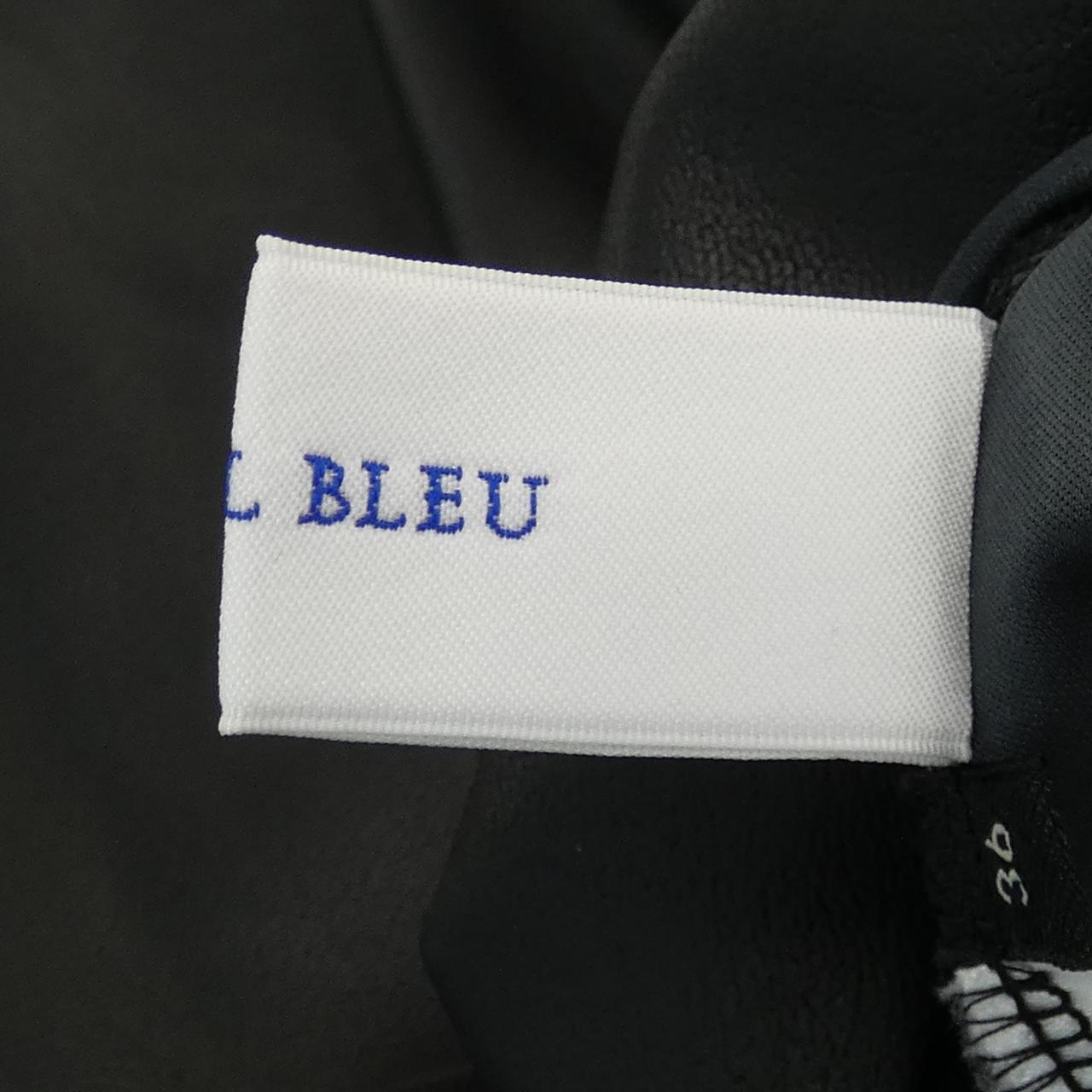ルシェルブルー LE CIEL BLEU トップス
