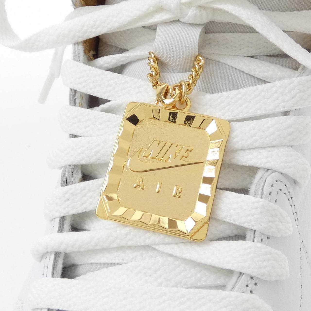 ナイキ ジョーダン NIKE JORDAN スニーカー