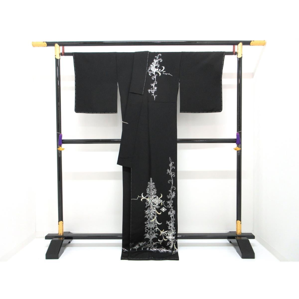 【未使用品】訪問着　銀彩加工　刺繍入り