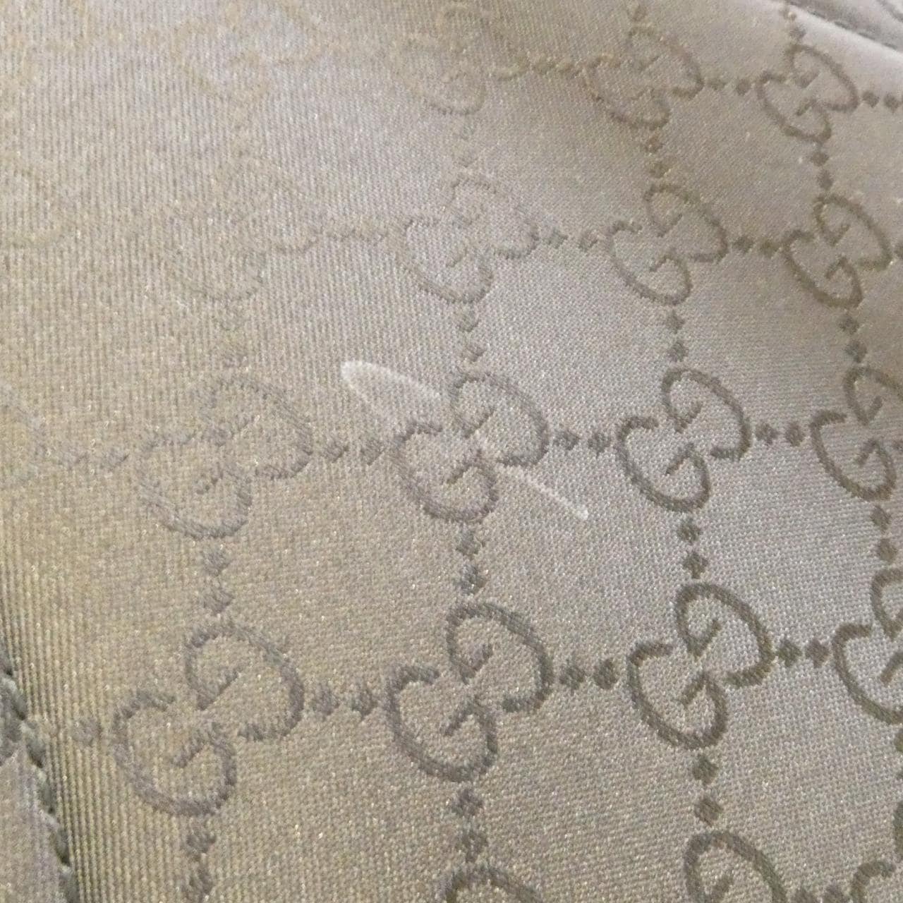 Gucci 449181 G1XYN双肩包