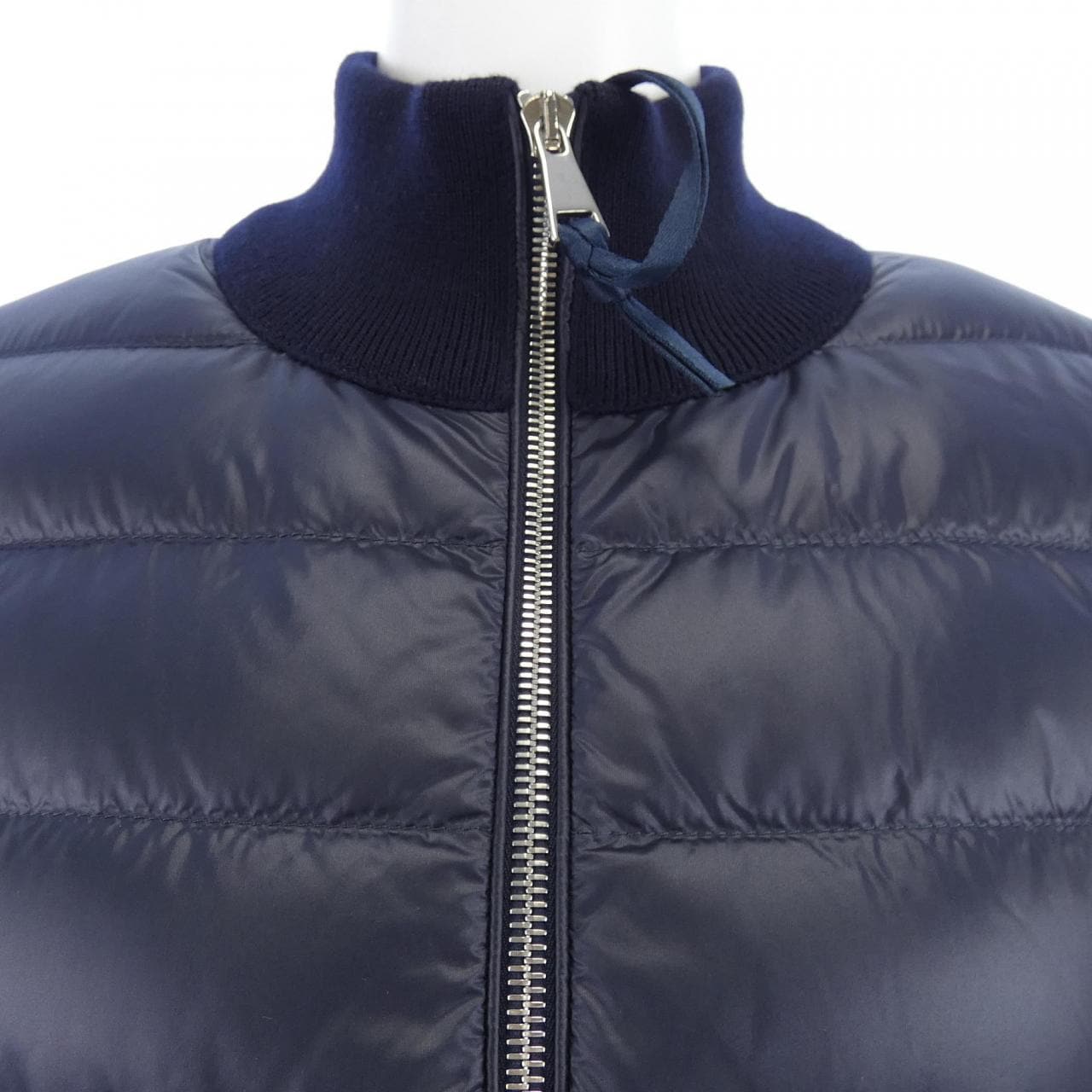 【新品】モンクレール MONCLER K20939B00023 ダウンジャケット