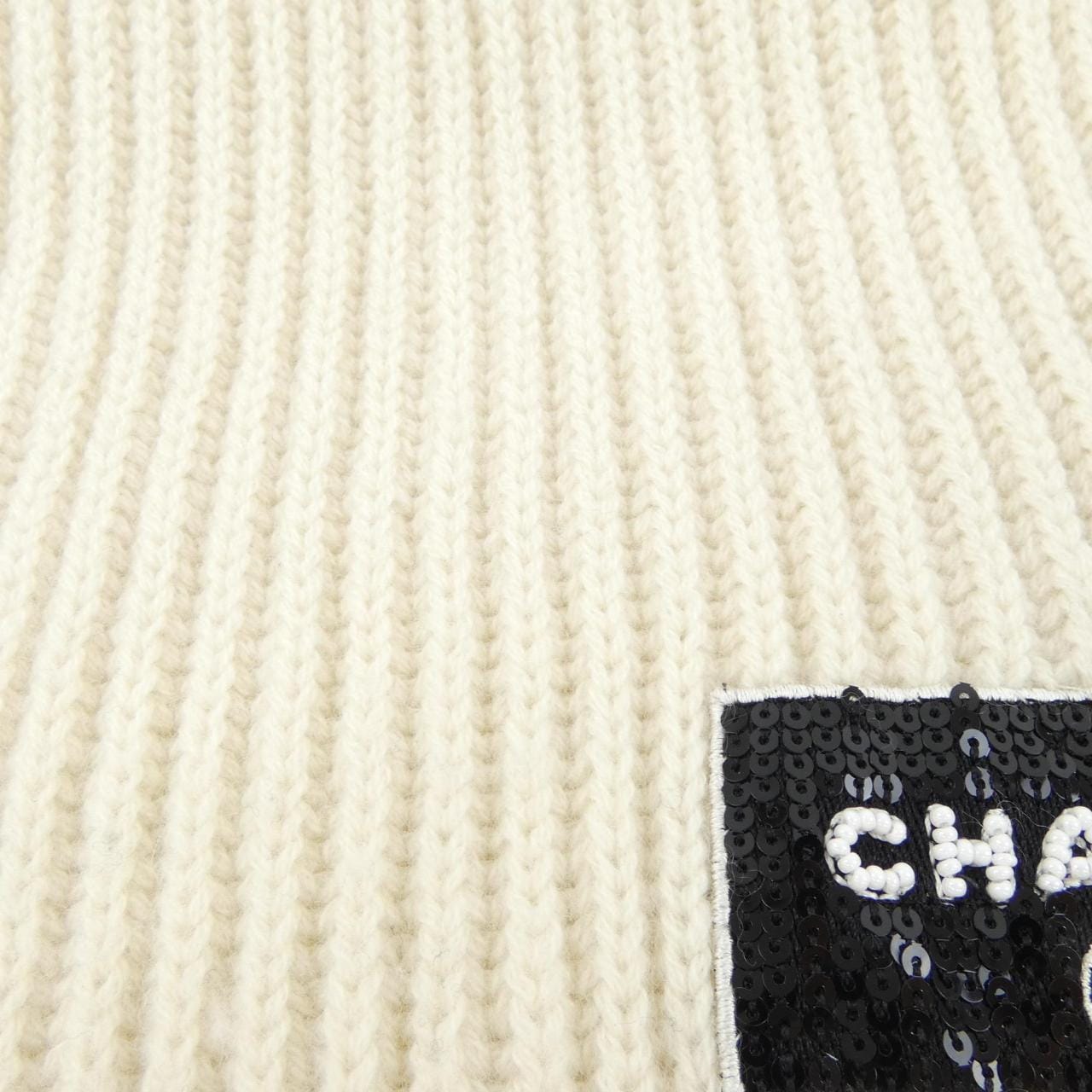 シャネル CHANEL 2次元コード AA9552B13724 MUFFLER