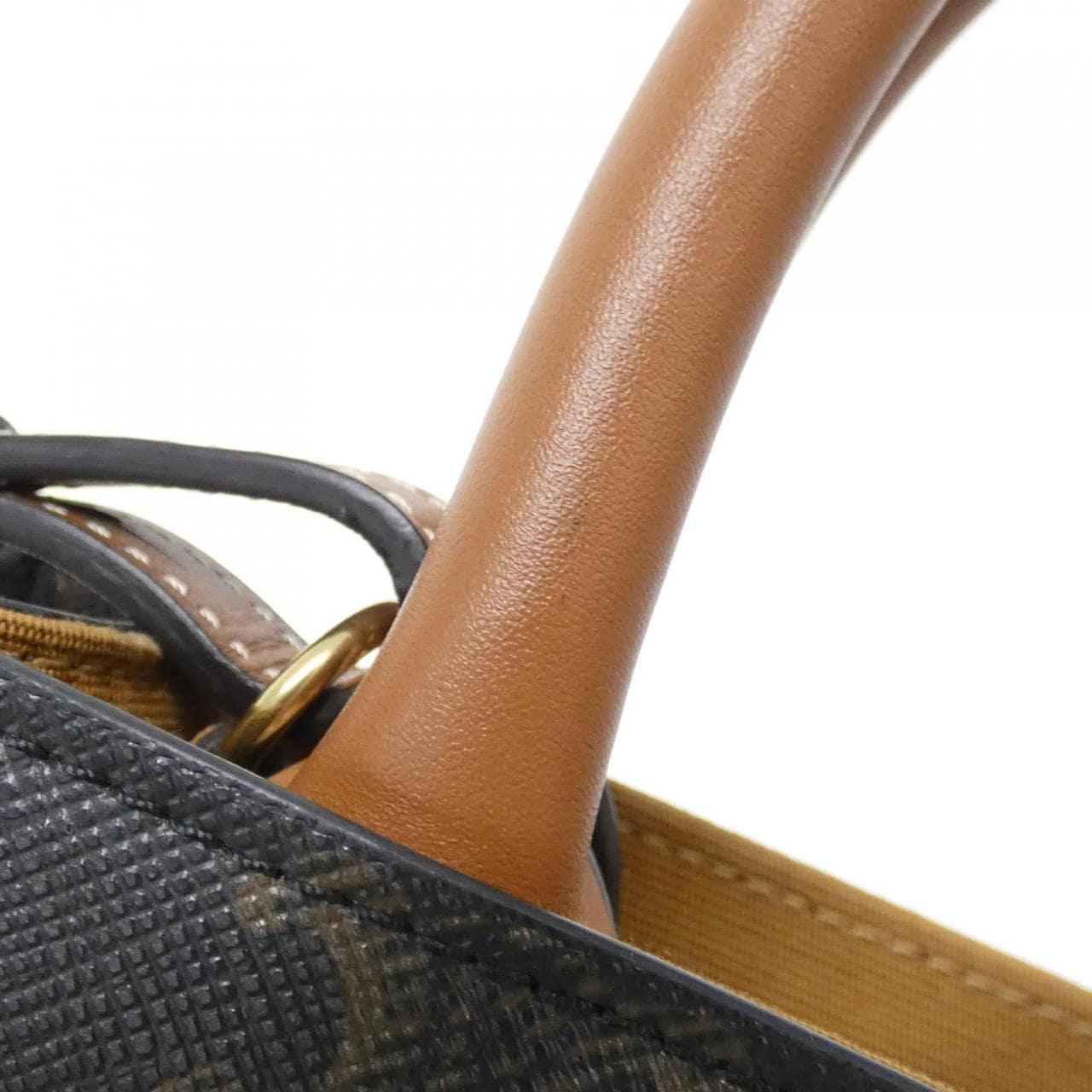 セリーヌ ミニ バーティカル カバ 194372BZK バッグ