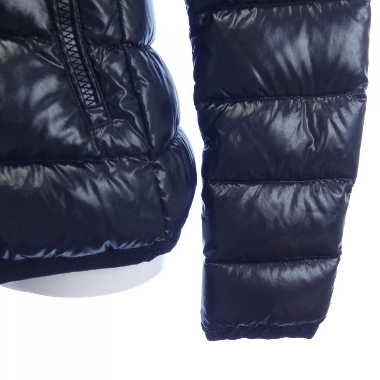 モンクレール MONCLER ARMOISE ダウンジャケット