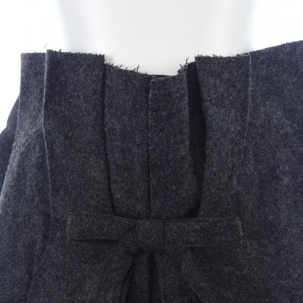 プラダ PRADA P138ZG SOOO 18DA スカート