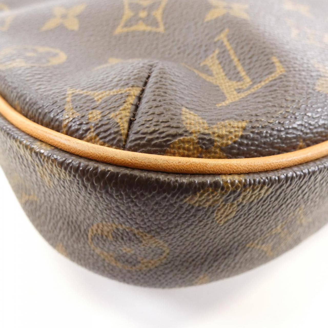 LOUIS VUITTON Monogram Odeon PM M56390 單肩包