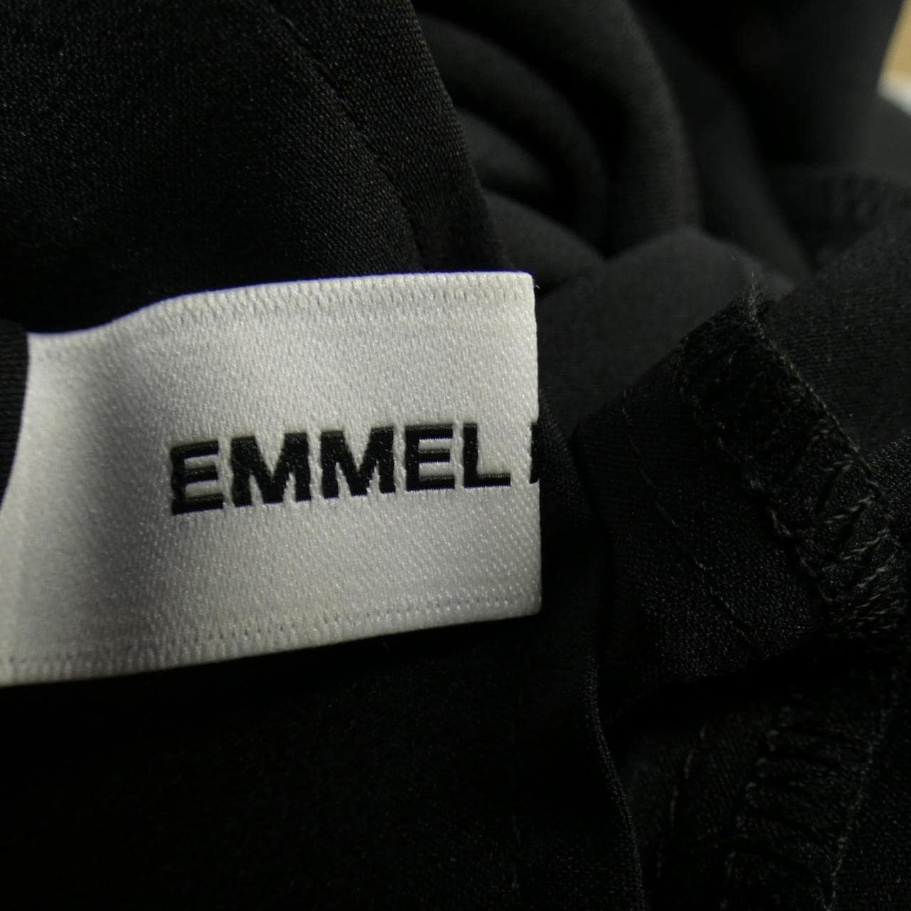 エメルリファインズ EMMEL REFINES ワンピース