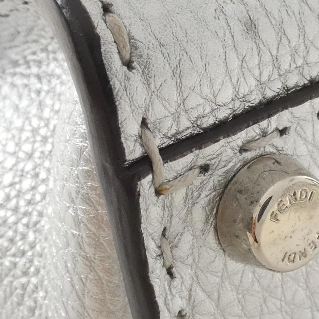 フェンディ SELLERIA ピーカブー ミニ 8BN244 5QG バッグ