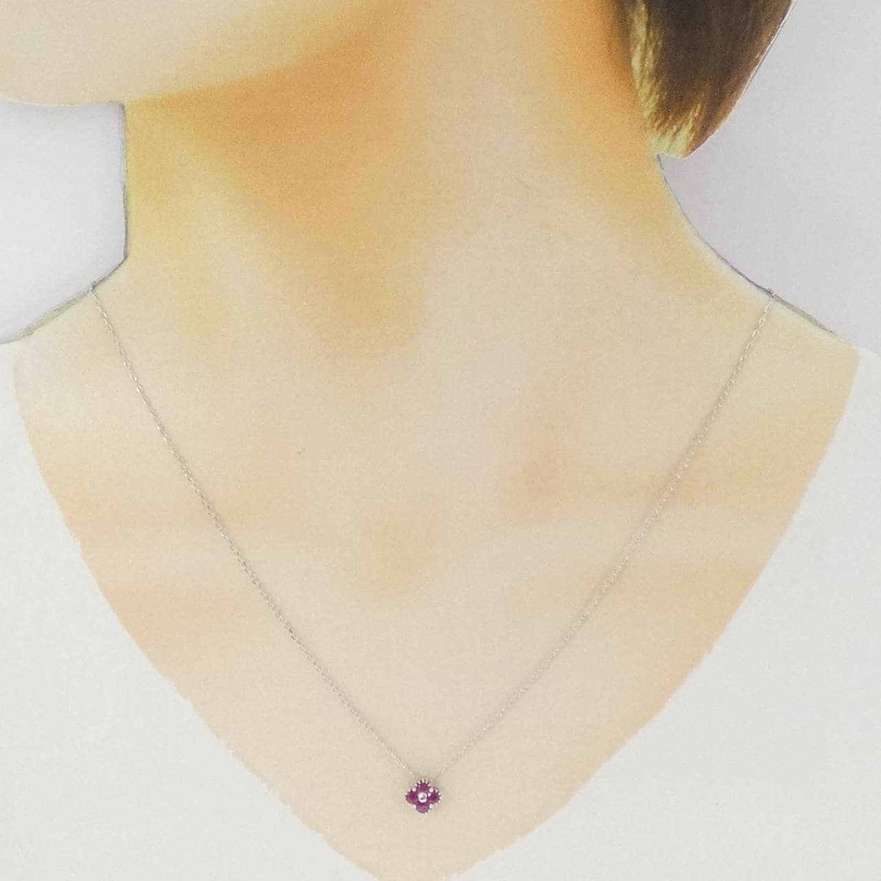 K18WG フラワー ルビー ネックレス