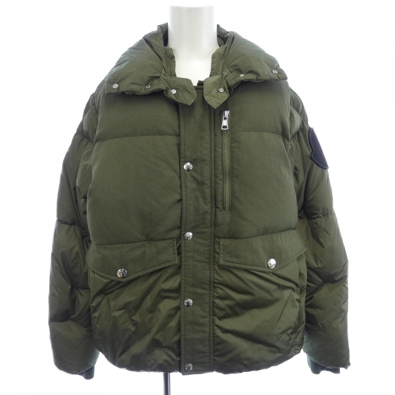 モンクレール MONCLER ダウンジャケット