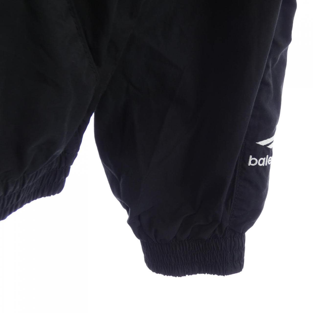 バレンシアガ BALENCIAGA 780884 TPQ38 ブルゾン