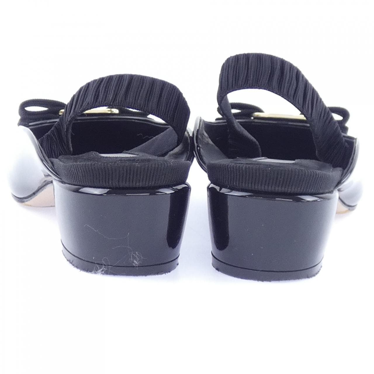 サルヴァトーレフェラガモ SALVATORE FERRAGAMO パンプス