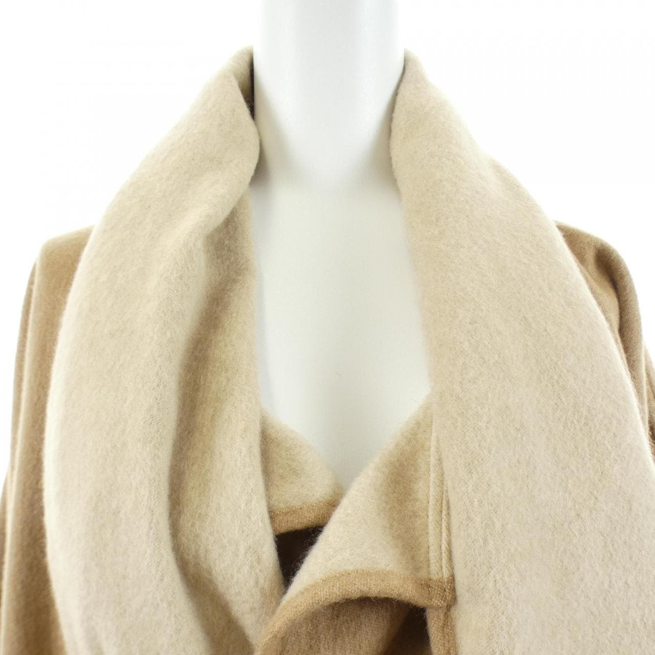 サルヴァトーレフェラガモ SALVATORE FERRAGAMO コート