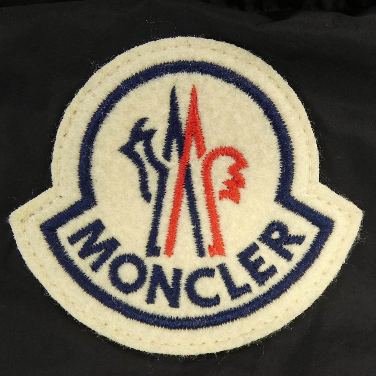 モンクレール MONCLER ALMAZ ダウンベスト