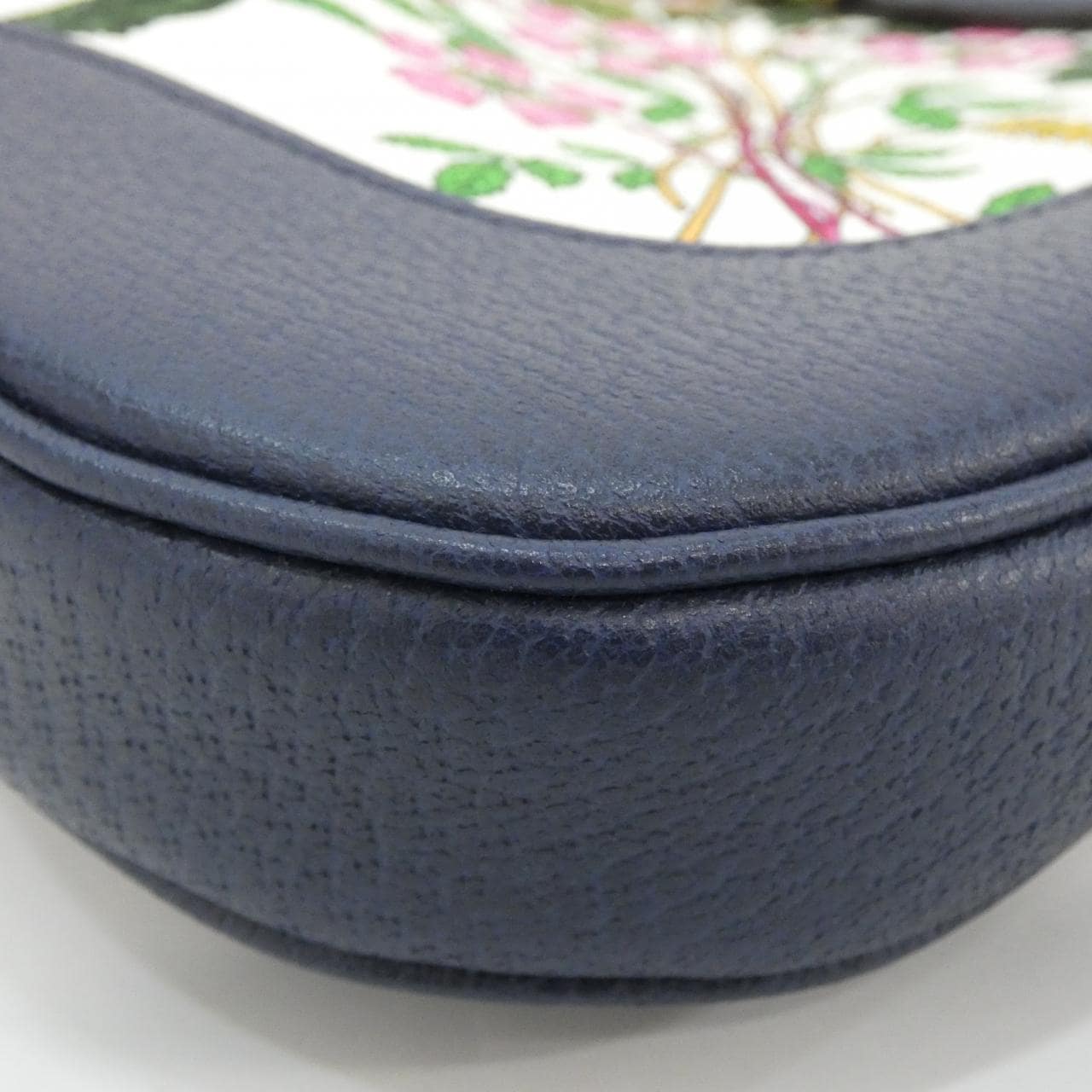 グッチ 550152 9ZIAG ショルダーバッグ