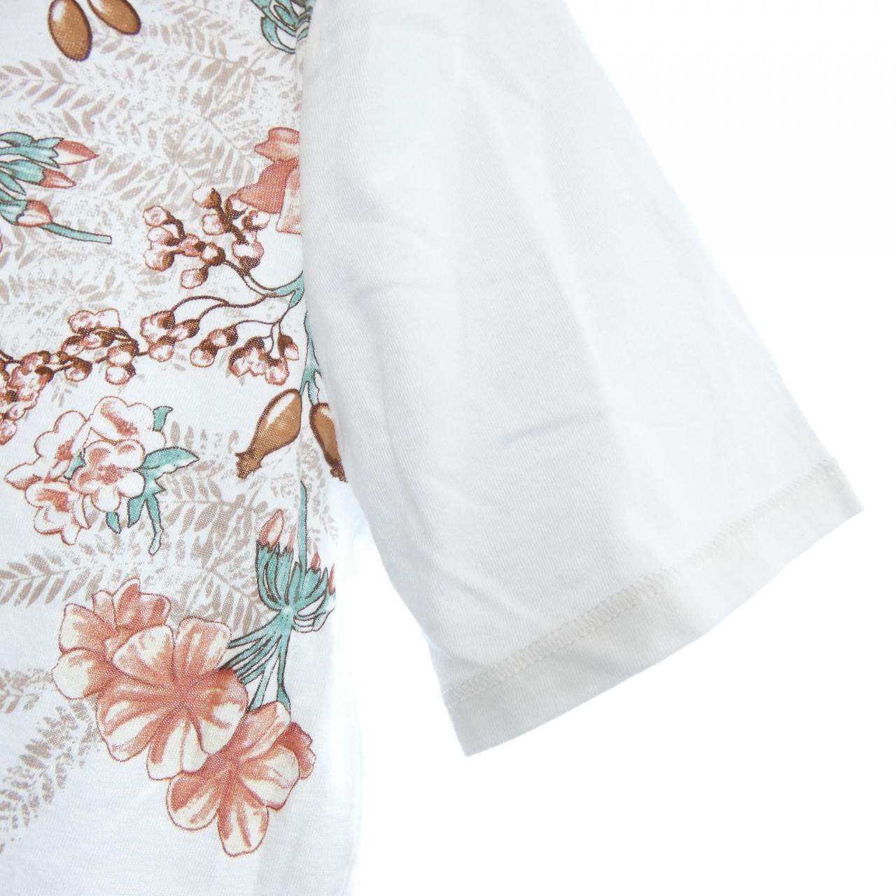 サルヴァトーレフェラガモ SALVATORE FERRAGAMO Tシャツ