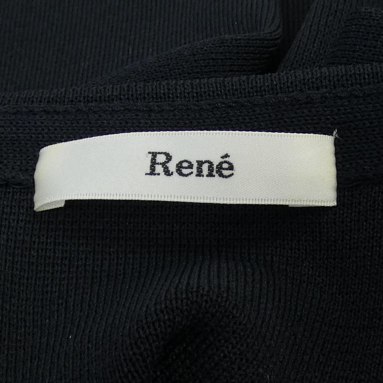 RENE 6912510開襟衫
